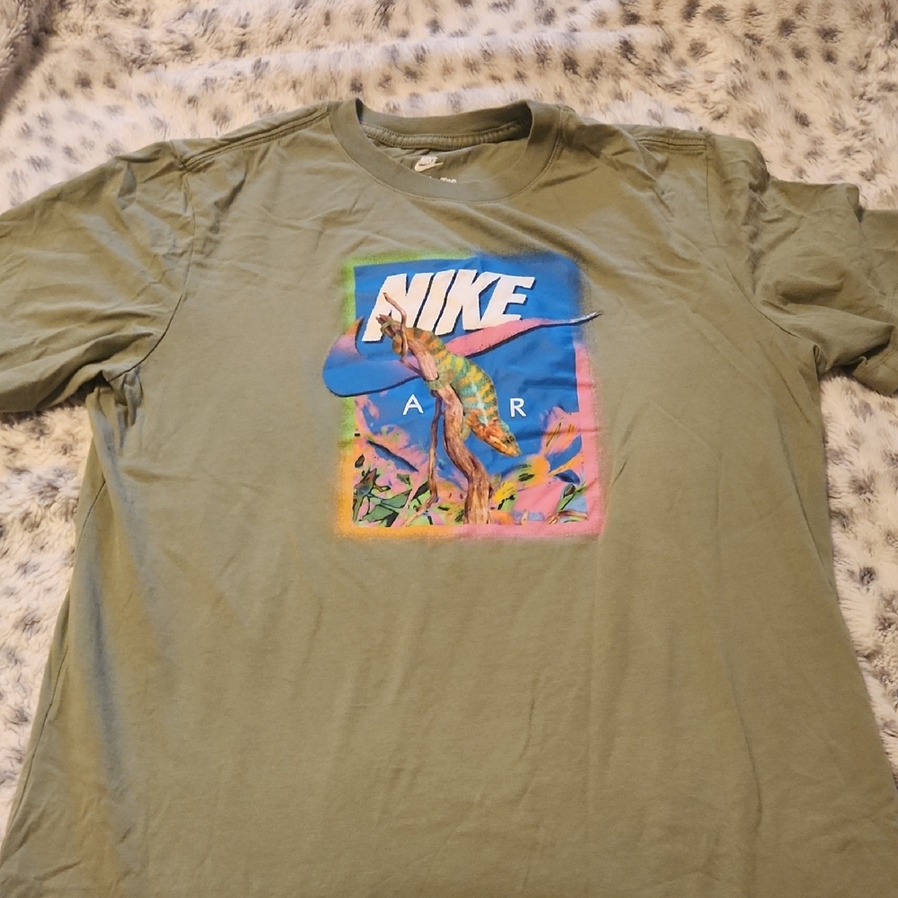 Rare Nike Air Chameleon T-Shirt